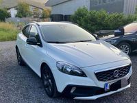 Gebraucht Volvo V40 CC Kinetic 114 PS (83 kW) 2014 Weiß Kombi