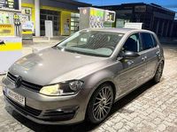 Gebraucht VW Golf VII Comfortline 105 PS (77 kW) 2014 Limousine