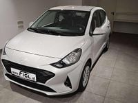 Neu Hyundai i10 63 PS (46 kW) 2025 Grau Kleinwagen