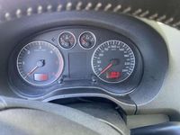 Gebraucht Audi A3 Attraction 140 PS (102 kW) 2003 Limousine