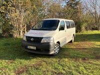 Gebraucht Toyota HiAce 117 PS (86 kW) 2010 Weiß Kombi