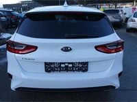 gebraucht Kia Ceed Ceed / cee'd 16 CRDi ISG Silber