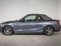 gebraucht BMW 220 i Cabrio Sport Line Aut.