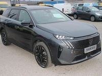 Neu Peugeot 5008 136 PS (100 kW) 2025 Grau SUV