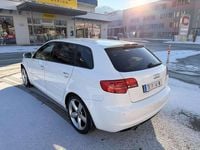 Gebraucht Audi A3 Sportback Ambition 140 PS (102 kW) 2012 Weiß Kleinwagen