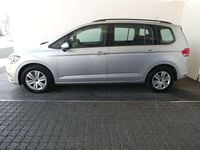 Gebraucht VW Touran 122 PS (89 kW) 2022 Silber  metallic Van / Kleinbus