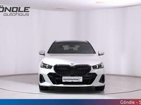 Gebraucht BMW 550e Shadowline 313 PS (230 kW) 2025 Weiß Kombi