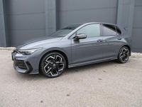 Neu VW Golf VIII Sport 115 PS (84 kW) 2026 Mittelgrau  metallic