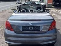 gebraucht Peugeot 207 CC Active 1,6 VTi 16V