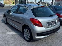 Gebraucht Peugeot 207 73 PS (53 kW) 2007 Silber Kleinwagen