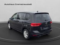 Gebraucht VW Touran 150 PS (110 kW) 2022 Schwarz  metallicperleffektno Van / Kleinbus