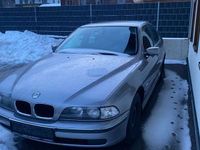 gebraucht BMW 520 520 i