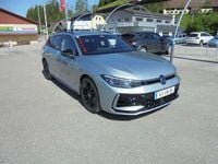 Gebraucht VW Passat R-line 150 PS (110 kW) 2024 Silber  metallic Kombi