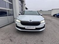 Neu Skoda Superb Selection 204 PS (150 kW) 2026 Weiss  normal Kombi