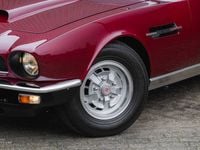 Gebraucht Aston Martin V8 315 PS (231 kW) 1976 Rot Coupé