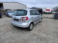 Gebraucht VW Golf IV Trendline 90 PS (66 kW) 2006 Silber Limousine