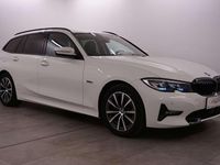 Gebraucht BMW 320e Sport Line 163 PS (119 kW) 2021 Weiß Kombi