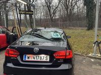 Gebraucht VW Jetta 105 PS (77 kW) 2011 Schwarz Limousine