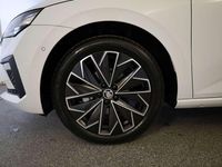 Gebraucht Skoda Scala Selection 116 PS (85 kW) 2025 Weiss  metallic Kleinwagen