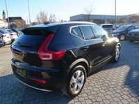 gebraucht Volvo XC40 T3 Momentum Pro Geartronic *LED+NAVI+18"ALU*