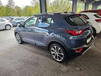 Gebraucht Kia Stonic 84 PS (61 kW) 2018 Blau SUV