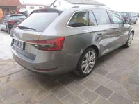 Gebraucht Skoda Superb Style 150 PS (110 kW) 2022 Grau Kombi