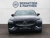 Gebraucht Volvo V60 Core 253 PS (186 kW) 2024 Schwarz Kombi