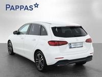 Gebraucht Mercedes B180 116 PS (85 kW) 2023 Weiß Van / Kleinbus