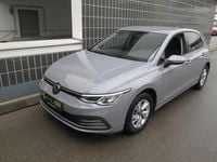 Gebraucht VW Golf VIII Life 110 PS (80 kW) 2024 Grau Limousine