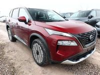Neu Nissan X-Trail Tekna 213 PS (156 kW) 2025 Rot SUV