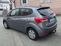 Gebraucht Hyundai ix20 Comfort 116 PS (85 kW) 2012 Grau Kleinwagen