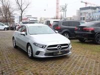 Gebraucht Mercedes A180 116 PS (85 kW) 2018 Grau Kleinwagen