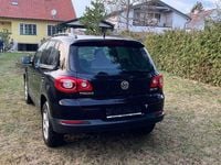 Gebraucht VW Tiguan Trendline 140 PS (102 kW) 2009 Schwarz SUV