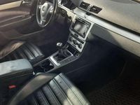 Gebraucht VW Passat 140 PS (102 kW) 2012 Gold Kombi