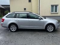gebraucht Skoda Octavia Combi 16 Ambition TDI 4x4 Green tec