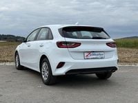 gebraucht Kia Ceed 1,5 TGDI Silber