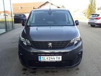 Gebraucht Peugeot E-Partner 100 kW (136 PS) 2023 Grau Van / Kleinbus