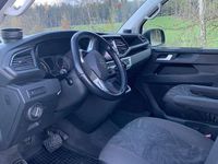 Gebraucht VW Multivan Trendline 150 PS (110 kW) 2021 Beige Van