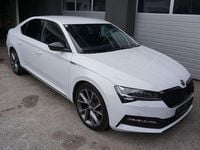 Gebraucht Skoda Superb SportLine 150 PS (110 kW) 2021 Weiß Kleinwagen