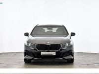 Gebraucht BMW 540 Shadowline 303 PS (222 kW) 2025 Saphirschwarz Kombi
