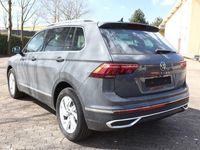 gebraucht VW Tiguan Elegance TSI 150 DSG IQ.Light EasyO Kam