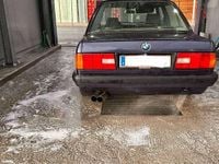 Gebraucht BMW 325 171 PS (125 kW) 1988 Limousine