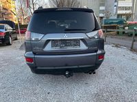 gebraucht Mitsubishi Outlander Instyle 4WD