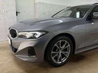 Gebraucht BMW 318 Shadowline 150 PS (110 kW) 2023 Grau Kombi