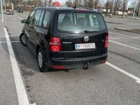 gebraucht VW Touran Highline 1,9 TDI DPF DSG