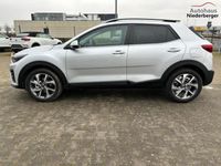 gebraucht Kia Stonic GT Line 1.0 T-GDI MHEV 100PS, 7 Jahre Garantie, Sportliche Version, 17" ALU, Klimaautomatik, Smart Key, Privacy Glas, Winter-Paket, LED-Scheinwerfer, Lederlenkrad, Dachreling, 8"-NAVIGATION, Parksensoren hinten, Rückfahrkamera, Tempomat, NSW