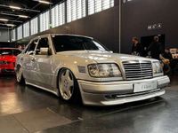 gebraucht Mercedes E220 Airride W124 AMG