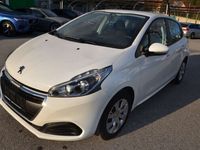 gebraucht Peugeot 208 Active 1,2 PureTech Klima EURO 6dTEMP 1.Besitz