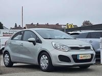 Gebraucht Kia Rio 69 PS (50 kW) 2012 Silber Limousine