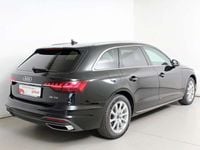 Gebraucht Audi A4 Comfort 163 PS (119 kW) 2024 Schwarz Kombi